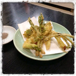 十八番 - 春野菜の天ぷら盛り合わせ