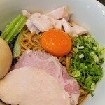 麺や 福はら - 卵二つ