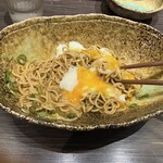 中華そば くにまつ - 温泉玉子で味変