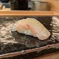 瓊鶴海 - 