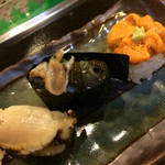 七福鮨 - 蝦夷鮑、鮑の胆、塩水ウニ