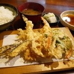 天ぷら 住友 - 天ぷら定食 780円。