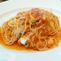 トラットリア セッテ ハイアット リージェンシー 京都 - スパゲッティー カプレーゼ