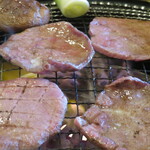 やきにく 燈火園 - 