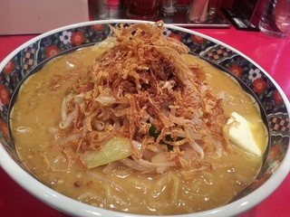 Kodawarinomenyaroppongiramen - 味噌カレーミルクラーメン