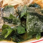 蒙古タンメン中本 - ワカメアップ