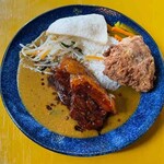 カレースイセイ - おかず2種カレー