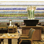 ランデブーラウンジ・バー - 光の壁