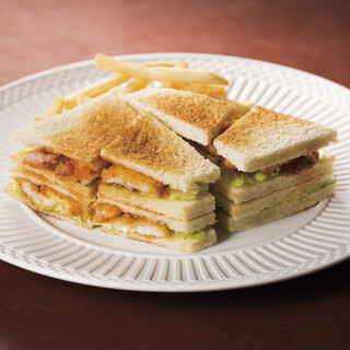 ランデブーラウンジ・バー_1