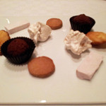 ル・ヴァンテール - 【プティフール】メレンゲ菓子等