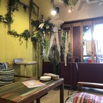 江坂イタリアン ラッポルティ - まだ外が明るい18時