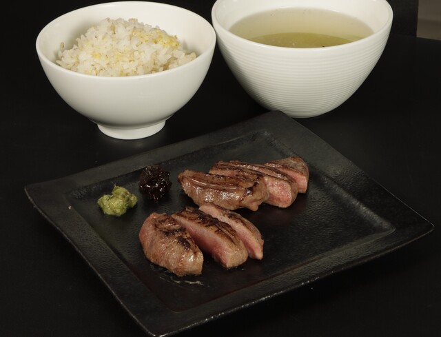 牛タンレストラン陣中 仙台国際空港店（【旧店名】牛タン専門レストラン 冠舌屋） - 仙台空港（牛タン）の写真