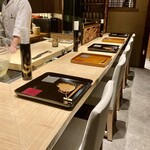 雅醸 - 店内はカウンターのみ