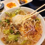 韓国式 ドゥンチョン しゃぶしゃぶ - 