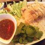 Asian Healthy dining Glamorous - グラマラス(カオマンガイ)