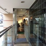 保久良珈琲店 - 中2Fの入り口