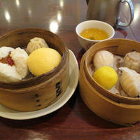 廣東飯店 - 蒸籠(二段重ね）