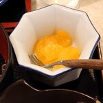 東京北浜 - デザート
      缶詰のみかん