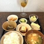 和花葉 - 旬のお惣菜　ごはん　みそ汁