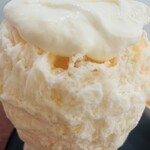こひる庵 - 氷の上の杏仁クリームはふわふわ！