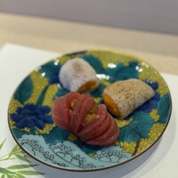 鮨まつもと 横浜店 - 雲丹の中トロ巻きとイカ巻き