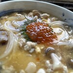 本格手打ちうどん もり - ふわっと玉子の鶏そぼろ餡掛けうどん