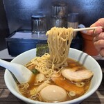 らぁめん 涼虎 - 涼虎らぁめん＋味玉