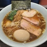 らぁめん 涼虎 - 涼虎らぁめん＋味玉