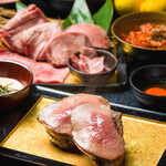 厚切り牛タン 焼肉 一心たん助 - 