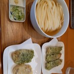 手打ちうどん 上を向いて - 