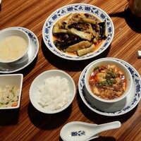 横浜中華街 重慶飯店 本館 -  横浜中華街 重慶飯店 本館 -