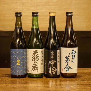 人気のハイボール他、日本酒や焼酎など豊富なラインナップ