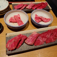 柳橋焼にく わにく - 