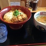 かつさと - Aランチ650円（カツ丼＋日替わりうどん）