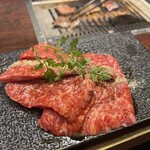 黒毛和牛焼肉 虎斑 - 