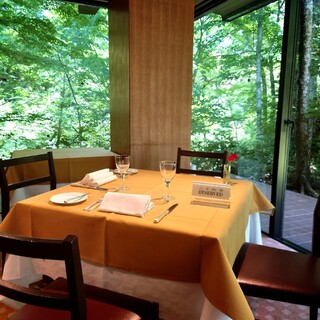 コンチネンタルルーム_2