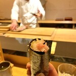 鮓 きずな -   トロタク巻き （有明一番のり）