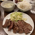 牛たん料理 閣 ブランドーム本店 - たん焼き定食（６枚）