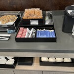 Honolulu International Airport JAL Sakura Lounge - 陳列メニュー1