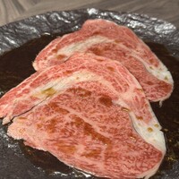 近江うし焼肉 にくTATSU 日本橋室町店 - 