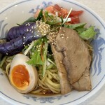 麺と飯 一真 - ひんやり感が伝わります