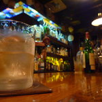 舶来居酒屋　イナトミ - 店内