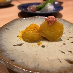 253406514 - 世界一旨いじゃがバター（塩辛のせ& カラスミ掛け）