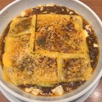 蝋燭屋 - 焼きチーズ麻婆麺 倍辛1,500円
      チーズトッピング200円
      痺れ激増し100円