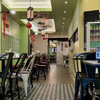 53名様が着席で収容可。詳細はお気軽にお電話下さい