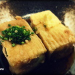 酒房 武蔵 - 揚げ出し豆腐400円　なかなか渋い仕様。
