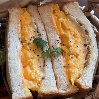 カフェ ヨコロン_0