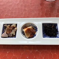 北京ダック専門店 銀座芳亭 - 前菜