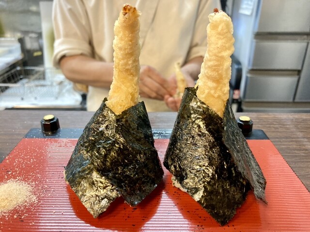 『今までの最高の天むす』by Aposus : 天むす処けしき. 名古屋本店 - 国際センター/おにぎり [食べログ]