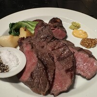 銀座ブルーリリー ステーキ＆チャイニーズレストラン - 